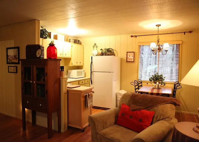 Holiday home Adair Springs *